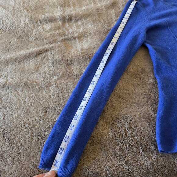 Antonio Melani 100% Cashmere Peplum Sweater Women’s Small Blue Long Sleeve Soft - Picture 12 of 12